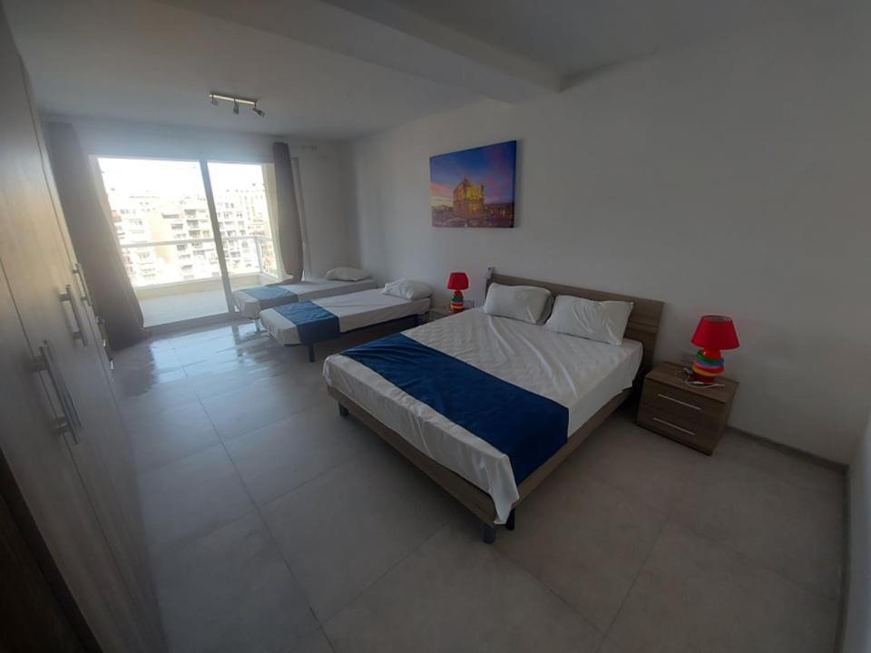 St Julians Bay Sea Front Apartments Saint Julian's Екстериор снимка
