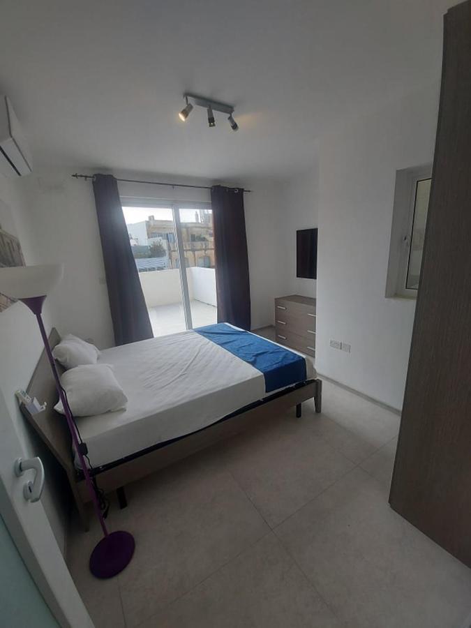 St Julians Bay Sea Front Apartments Saint Julian's Екстериор снимка
