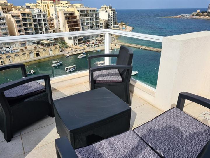 St Julians Bay Sea Front Apartments Saint Julian's Екстериор снимка