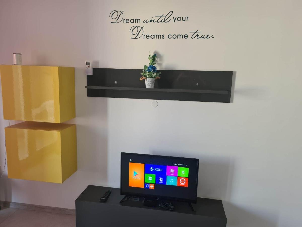 St Julians Bay Sea Front Apartments Saint Julian's Екстериор снимка