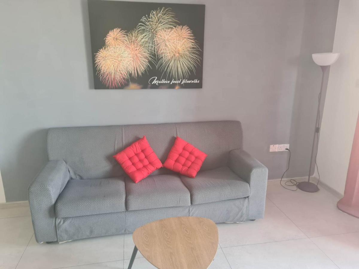 St Julians Bay Sea Front Apartments Saint Julian's Екстериор снимка
