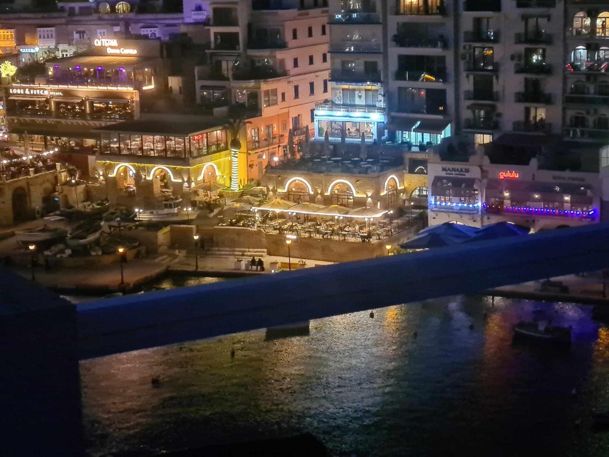 St Julians Bay Sea Front Apartments Saint Julian's Екстериор снимка
